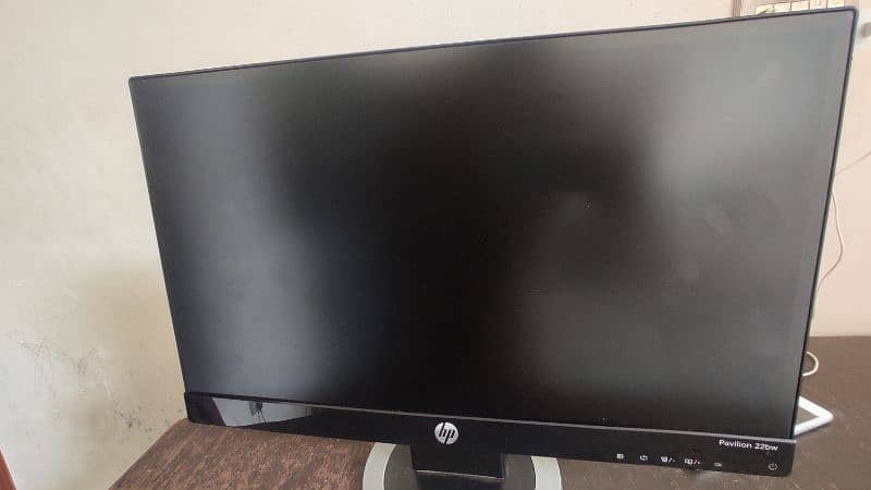 hp 22 inch borderless led available for sale 8