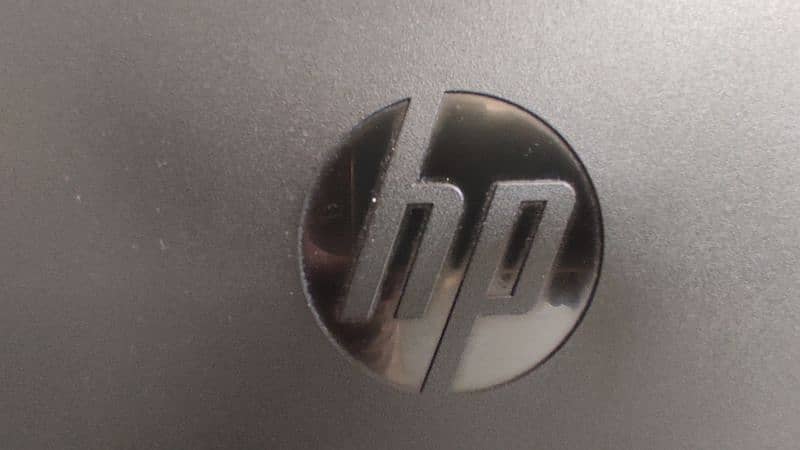 hp 22 inch borderless led available for sale 10