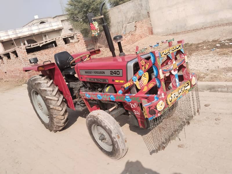 Massey Ferguson 240 3