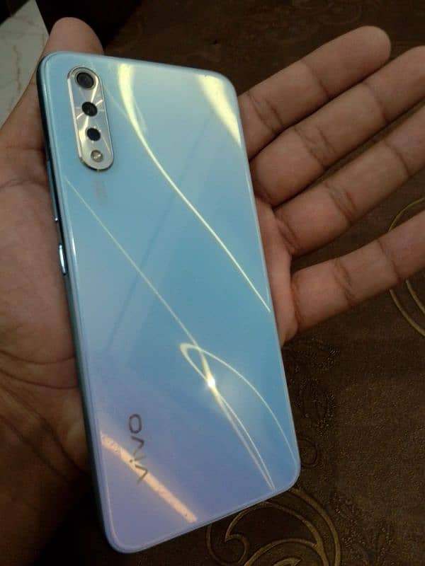 vivo S1 17