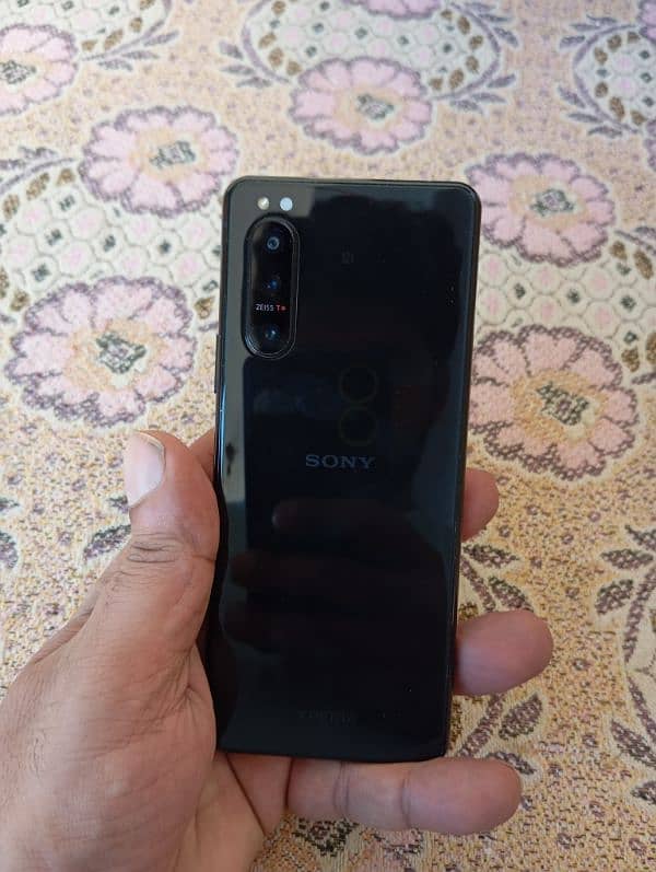 Sony Xperia 5 Mark II – Minor Screen Issue | PKR 17,000 2