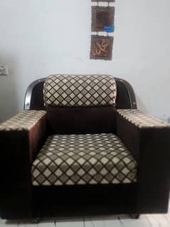 6 seater sofa for urgent sell