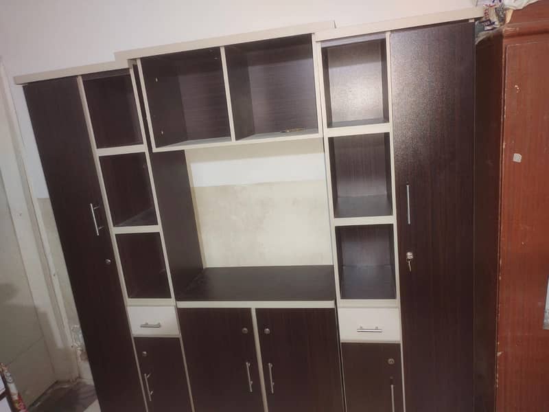 New Divider for sale Urgent contact 03432589034 2