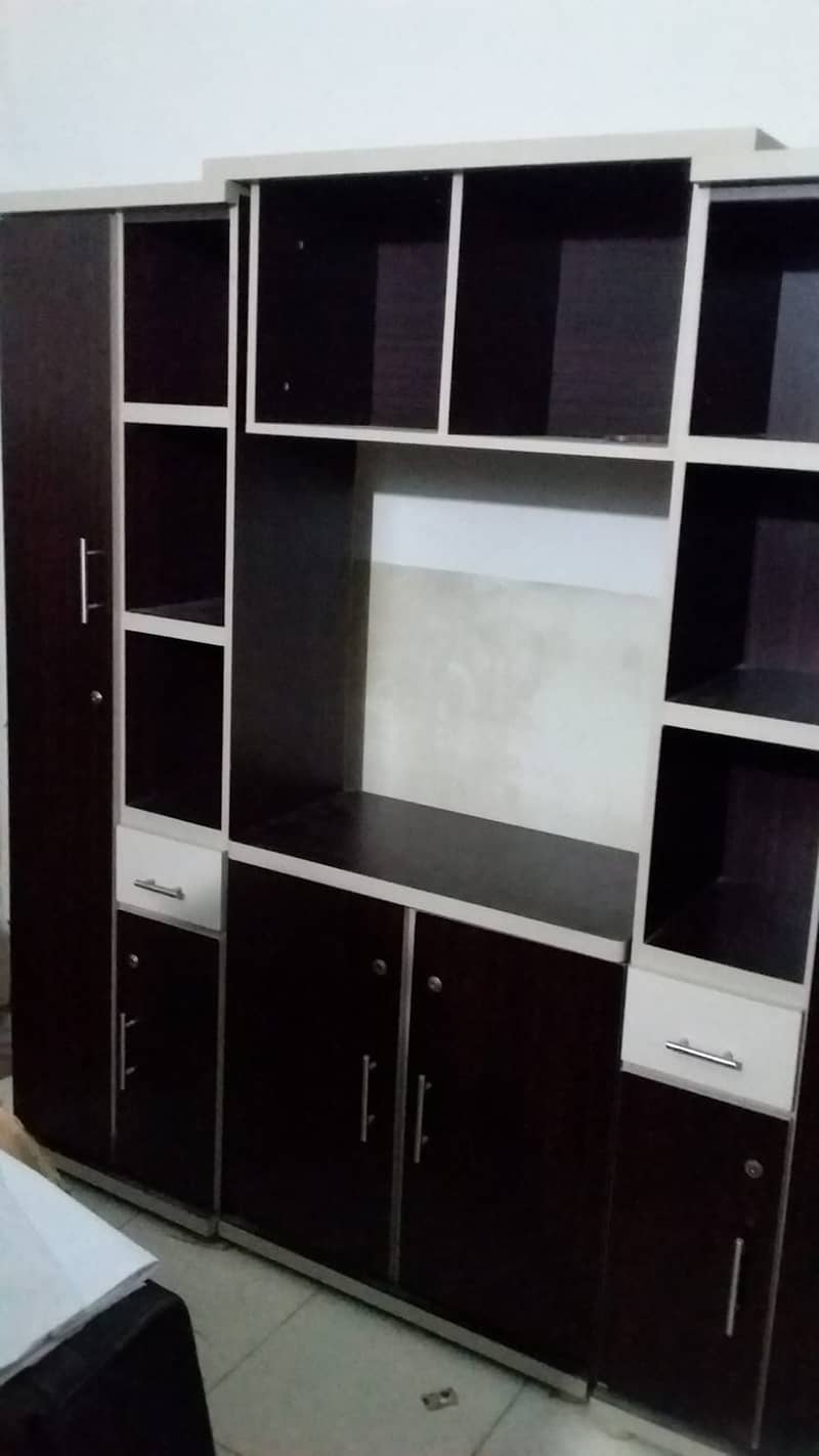 New Divider for sale Urgent contact 03432589034 4