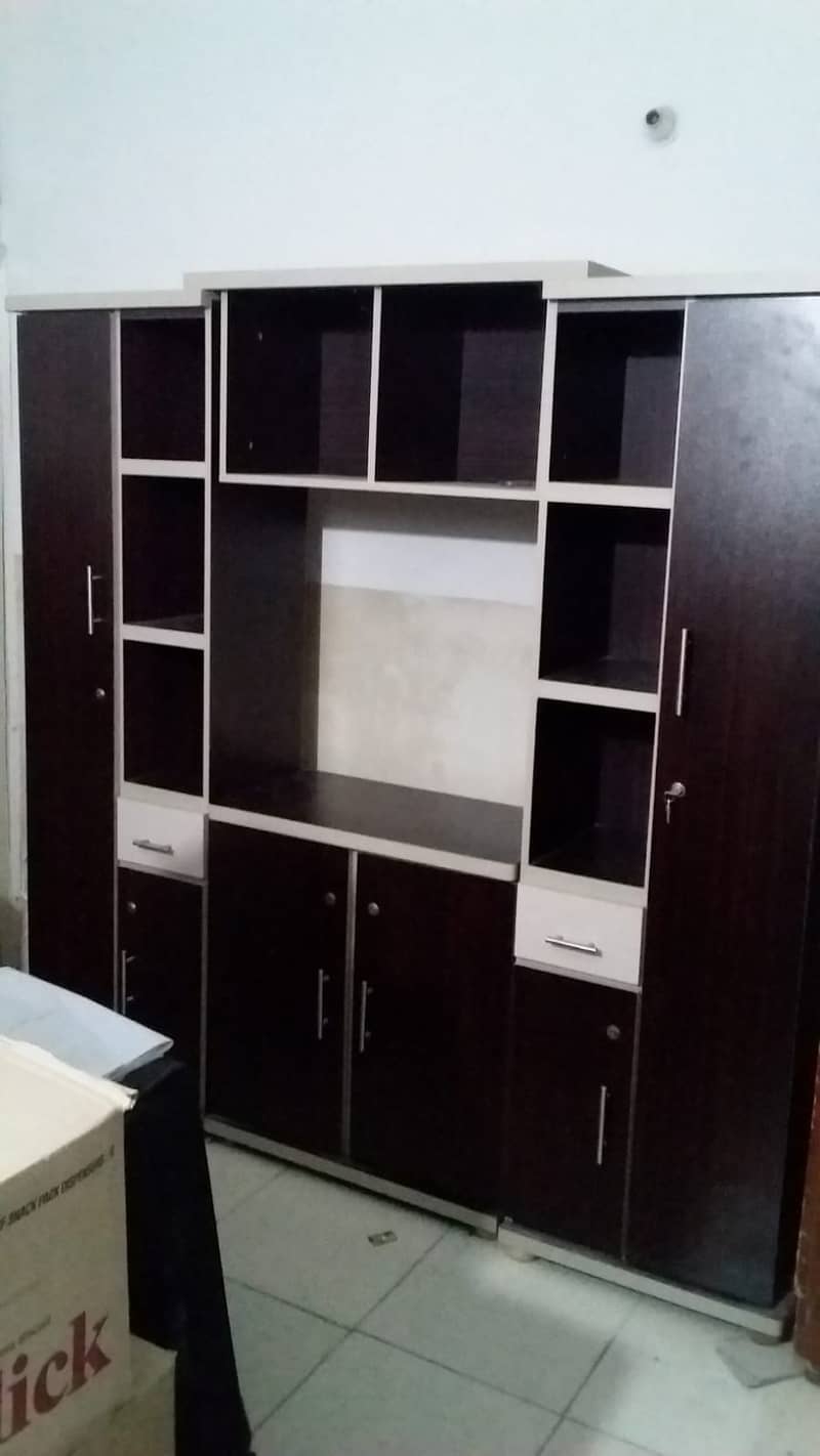 New Divider for sale Urgent contact 03432589034 7