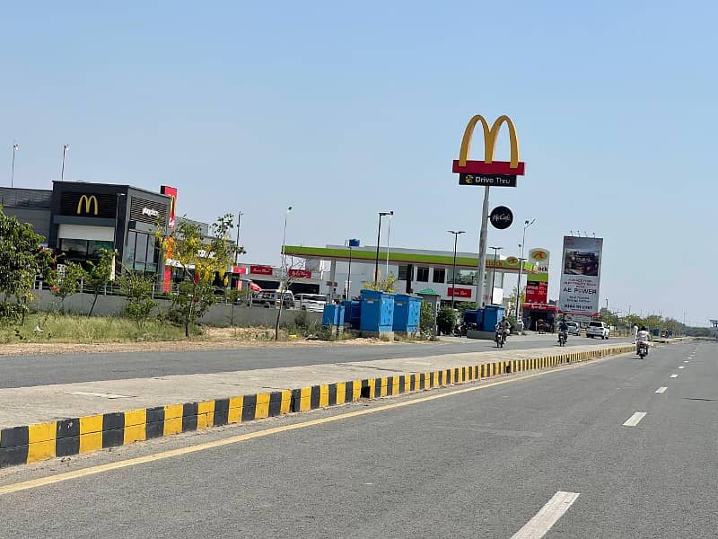 1 Kanal Plot Near To MacDonald's For Sale Y-Block DHA Phase 7 Direct Owner Meeting 2