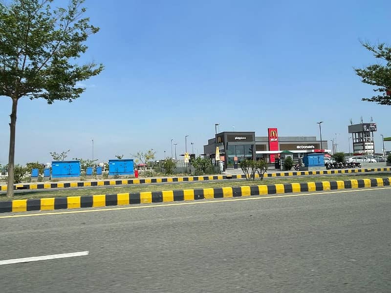 1 Kanal Plot Near To MacDonald's For Sale Y-Block DHA Phase 7 Direct Owner Meeting 5