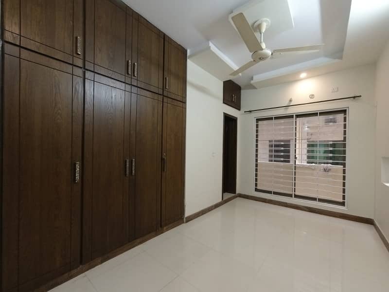 Ideal Corner 14.75Marla House Available In Bahria Town Phase 4, Rawalpindi 29