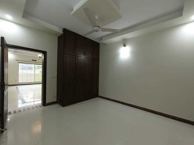 Ideal Corner 14.75Marla House Available In Bahria Town Phase 4, Rawalpindi 31