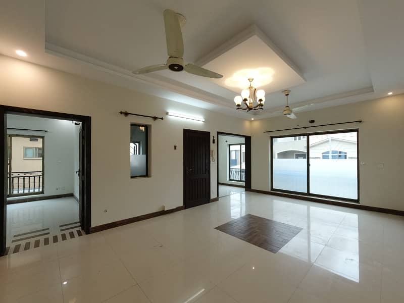 Ideal Corner 14.75Marla House Available In Bahria Town Phase 4, Rawalpindi 36