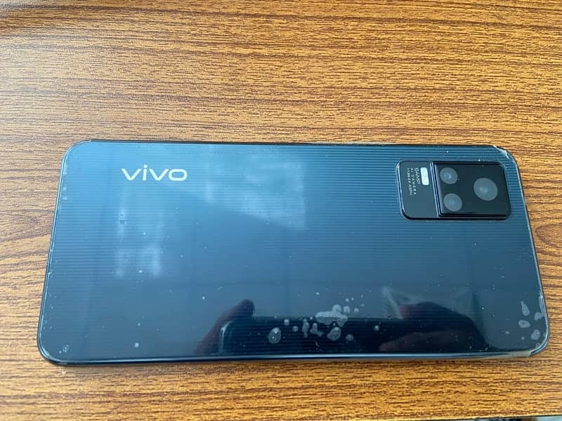 vivo v21e 8/128 10by10 All Ok No Any fault complete Box charger 5