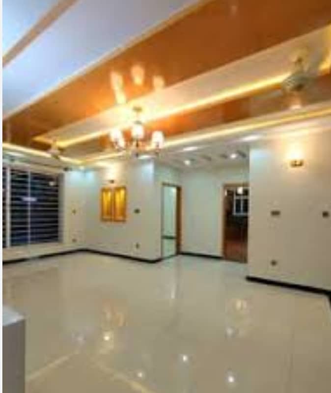 12 Marla double story house for rent in Johar town 4