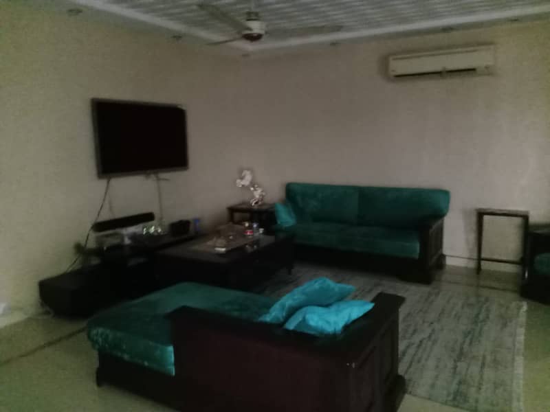 20 Marla 2nd Floor for rent in Johar town Phase 1 14