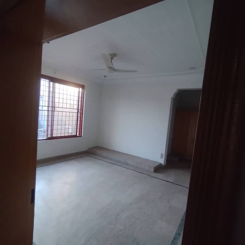 20 Marla Lower Portion for Rent in Nawab Town 17