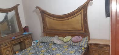 King Size Bed Set for Sale