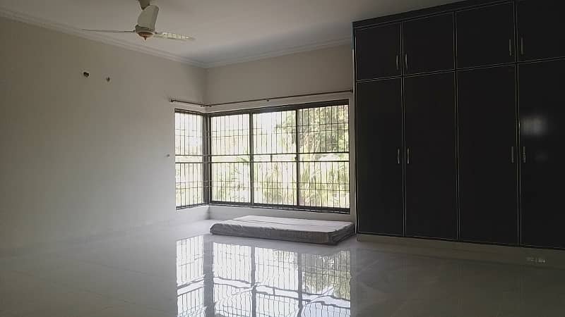 1 Kanal Double Story Double Unit House Is Vacant For Rent 23