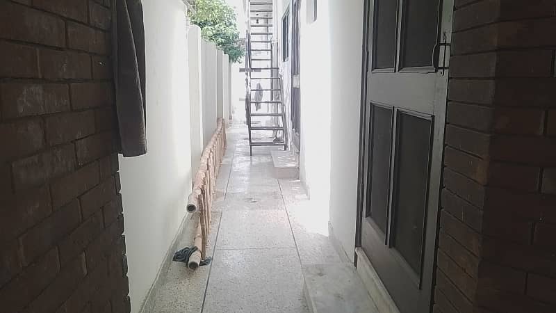 1 Kanal Double Story Double Unit House Is Vacant For Rent 44