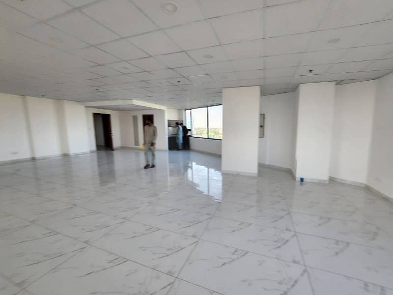 1400 Square Feet Brand New Office For Rent Prime Location Of Gulberg 0