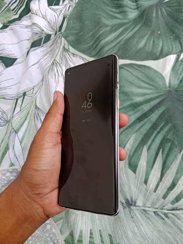 oneplus 8 condition 10/10 8/128. . . 03035395645 4