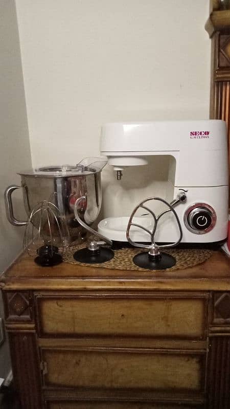 Stand Mixer 5