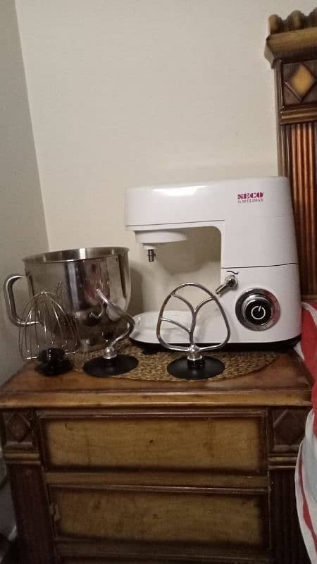 Stand Mixer 7