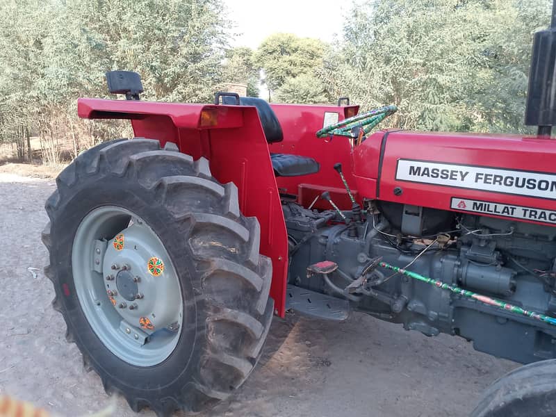 Massey Ferguson 260 Tractor Model 2021 // 03083979029 2