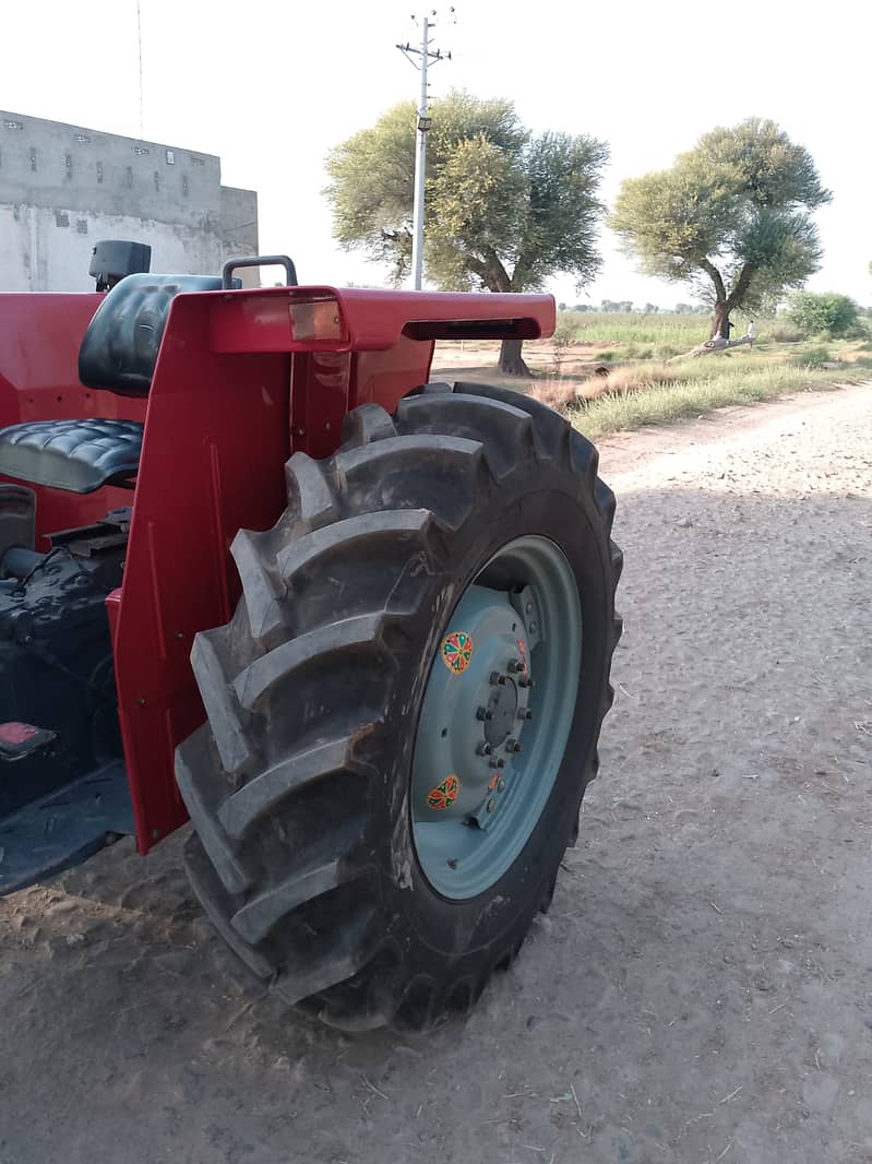 Massey Ferguson 260 Tractor Model 2021 // 03083979029 4