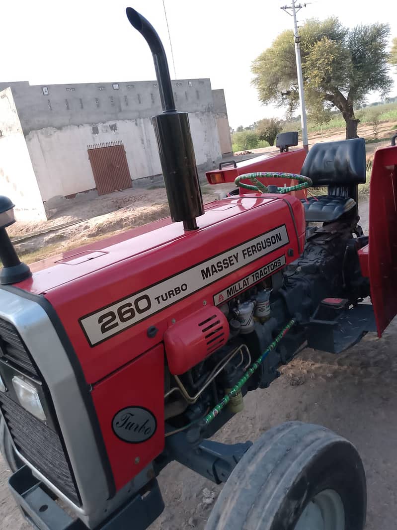 Massey Ferguson 260 Tractor Model 2021 // 03083979029 5