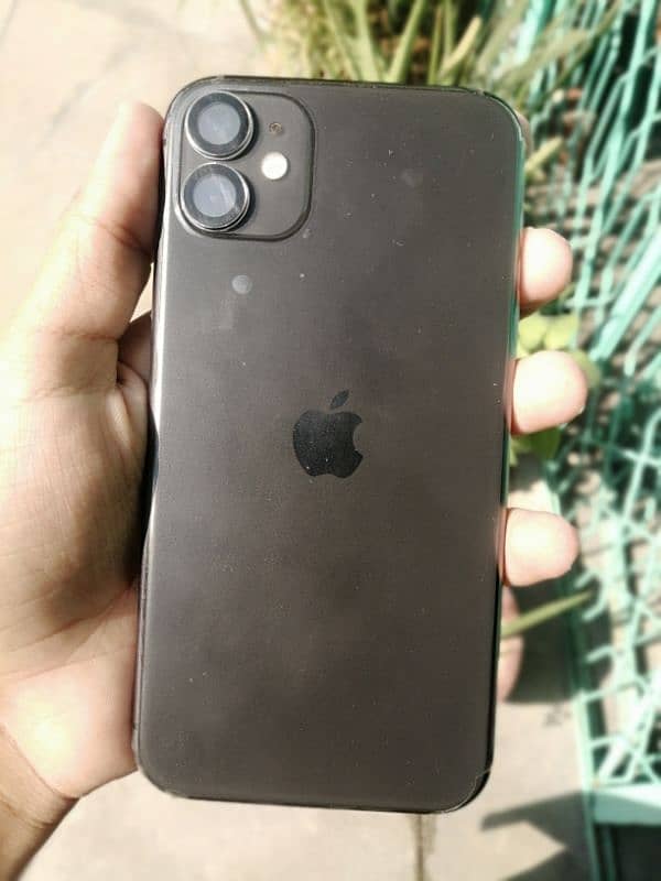 Apple Iphone 11 JV Non PTA 64 GB 3