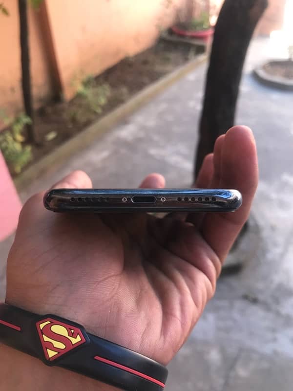 iPhone X 64GB APROVED 8