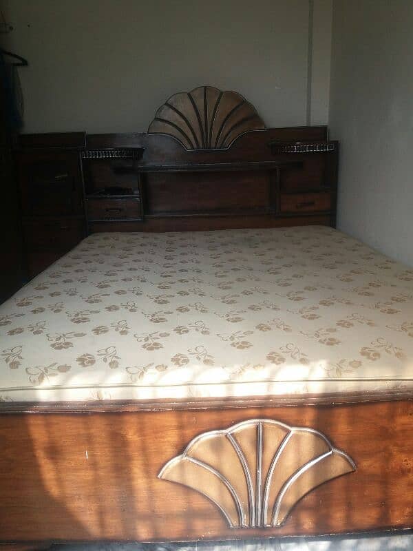 double bed with spring matrix 1