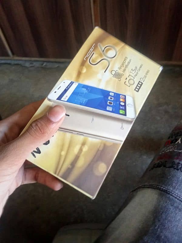 Q MOBILE S6s WITH BOX A SALE PRICE 3500 8