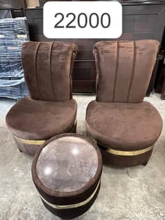 sofa chairs/ chairs / bed room chairs/poshish chairs/chair with table 0