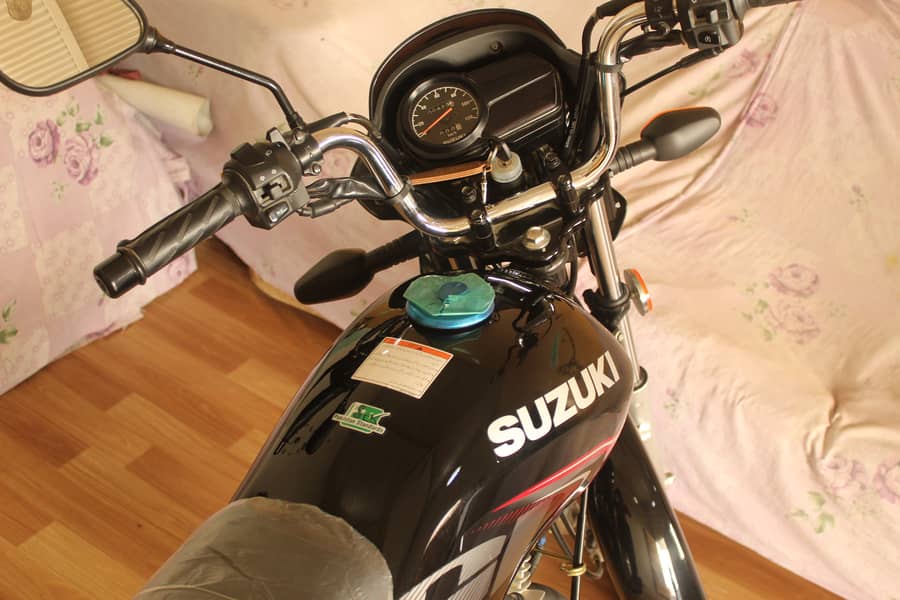 suzuki 110 new condition  2022 4