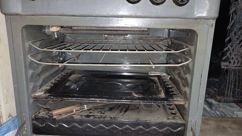 Stove + Oven for baking in very good condition 2