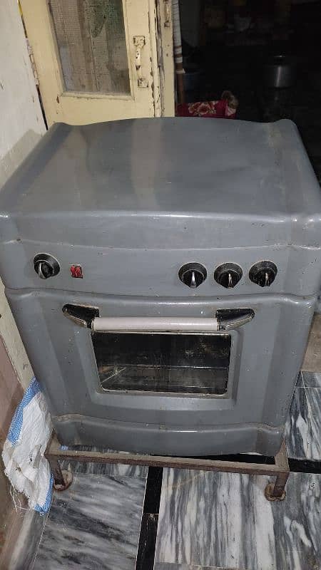 Stove + Oven for baking in very good condition 8