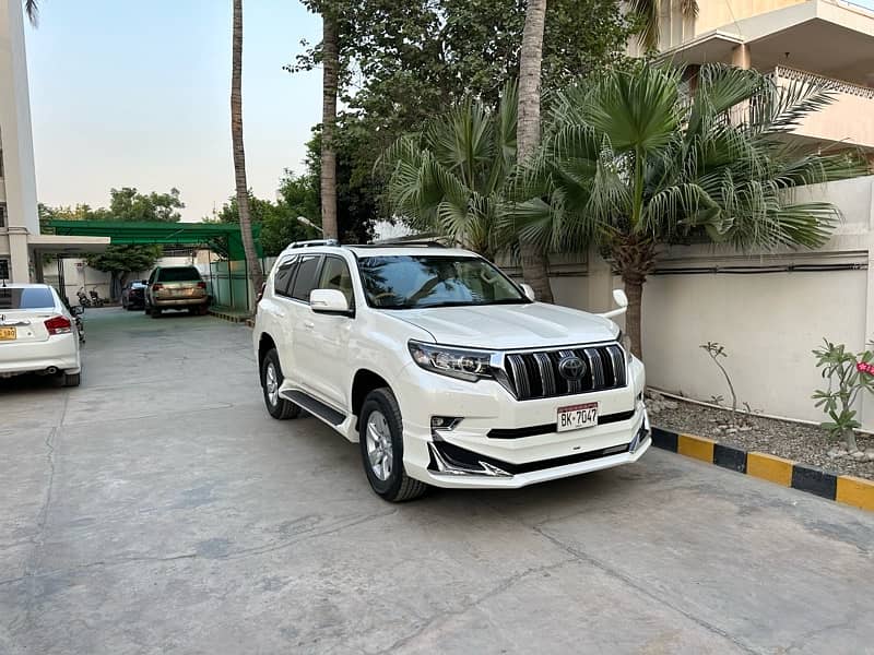 Toyota Land Cruiser Prado 2018 reg 2022 Tx Sunroof 5A Grade 39000km 1