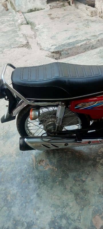 honda125lahorwhonda125 3