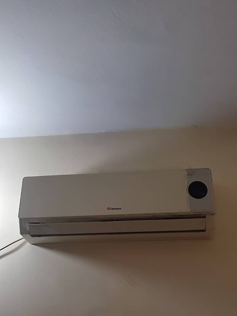 Split AC 1 Ton of Dawlance Company  with outdoor,Non Inverter 0