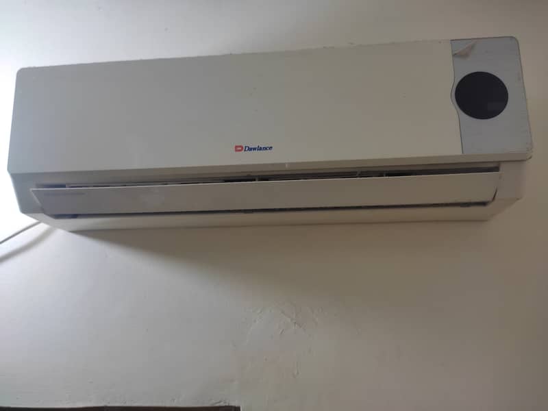 Split AC 1 Ton of Dawlance Company  with outdoor,Non Inverter 2