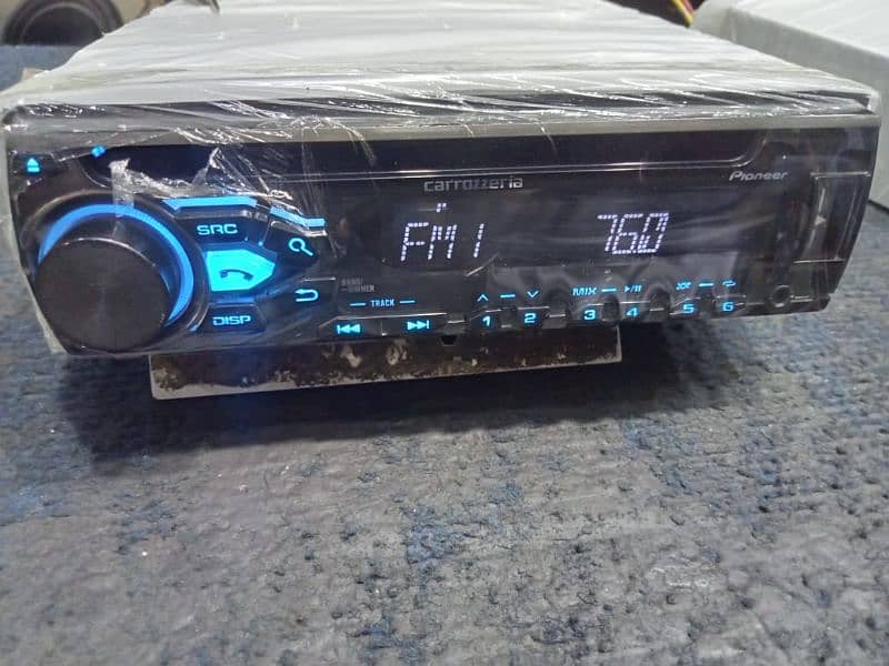 single din Bluetooth players 1