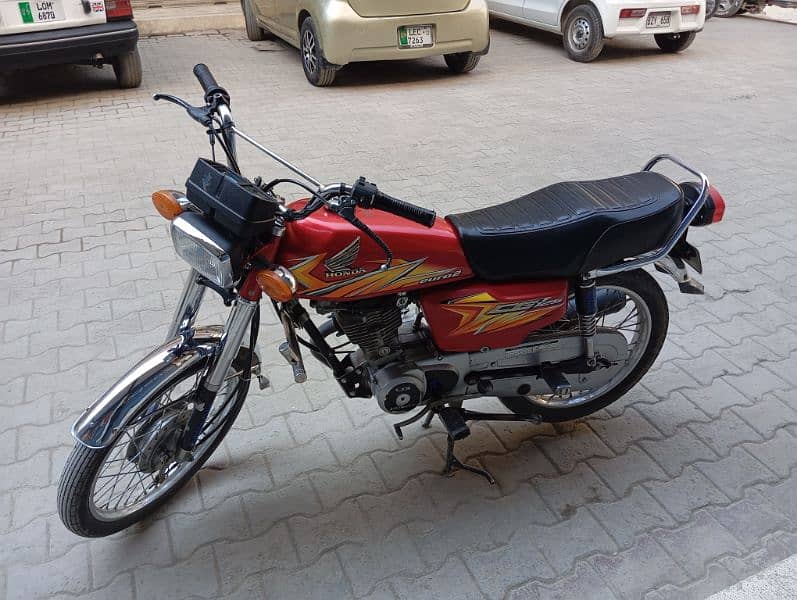 HONDA 125 2021 MODEL ABBOTTABAD NUMBER 2