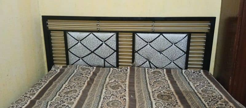 Iron Double Bed Just 6 months used like a new 3