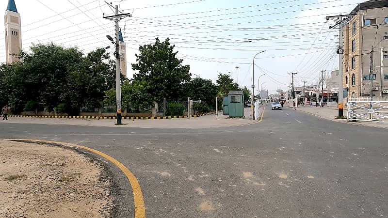 This Is Your Chance To Buy Corner Residential Plot In Lahore 9