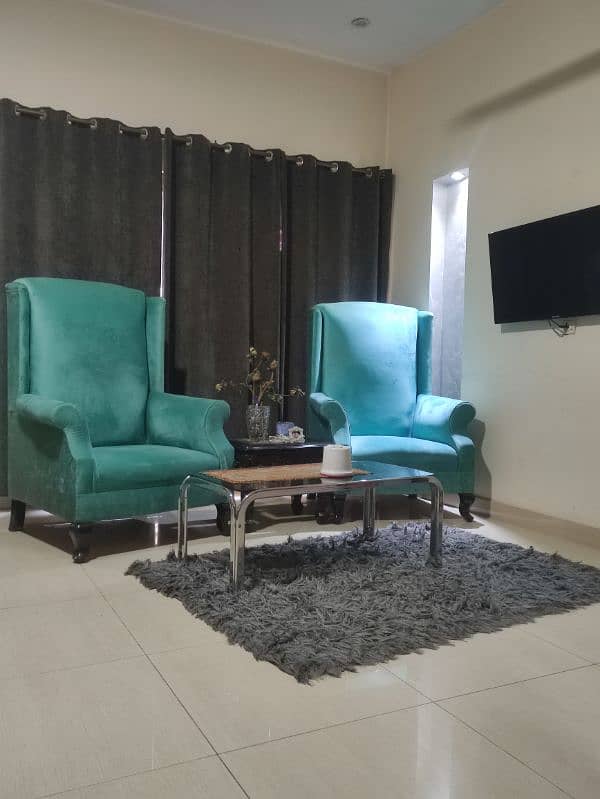 2 Beautiful Big size Sofa Chairs for sale 2