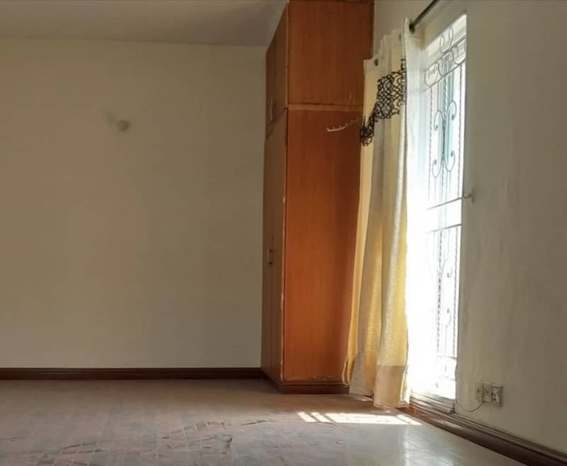 Ideal House Is Available For sale In Lahore 0