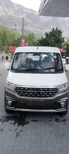 Waheed rent a car & tour and travel 7sitar forland Safari MPV