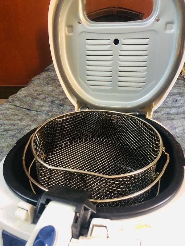 deep fryer brand new one time use only 1