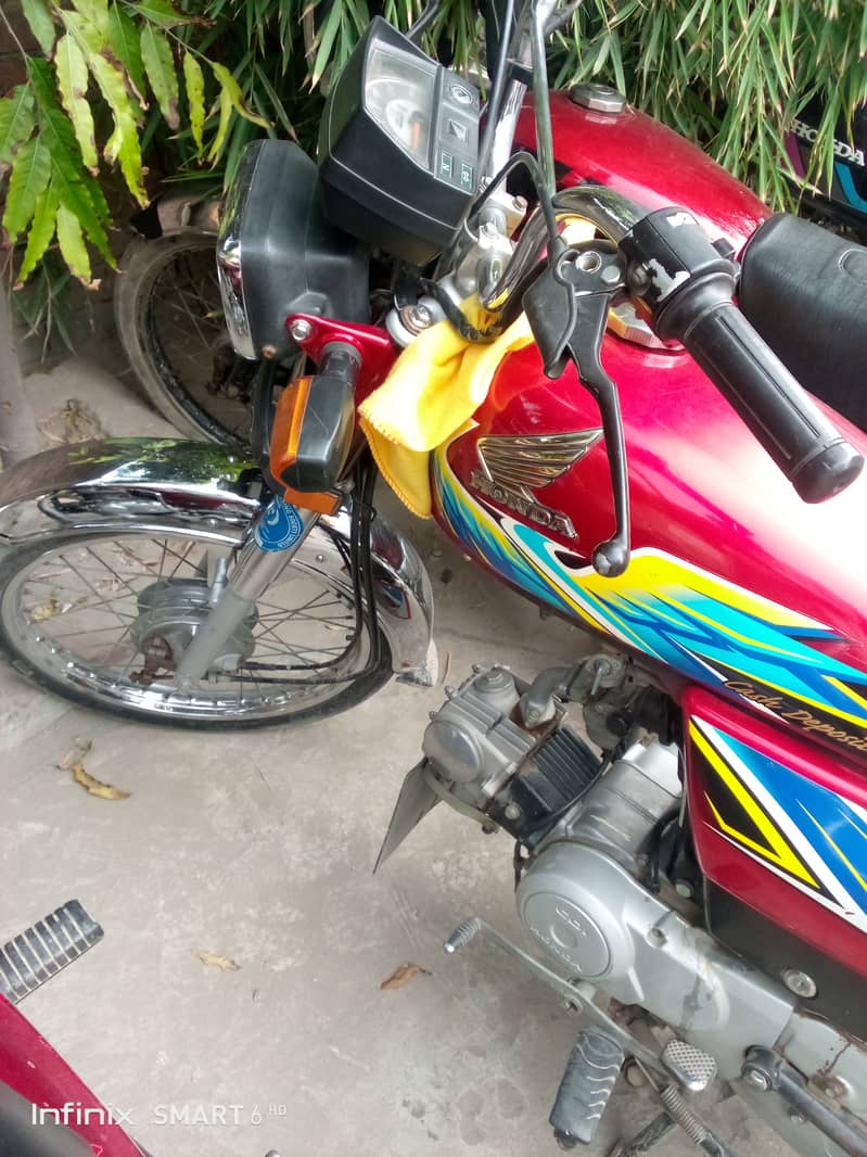 Honda CD 70 2021 7