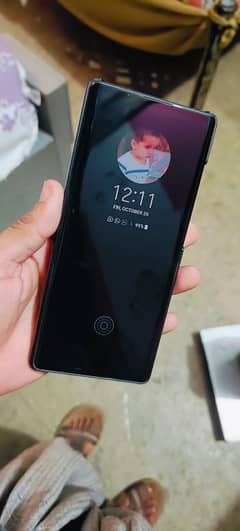 LG wing 8/258 gb